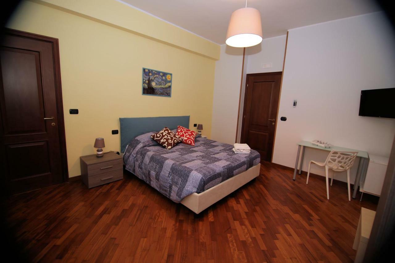 Bed and Breakfast Casa Vittoria Neapol Zewnętrze zdjęcie